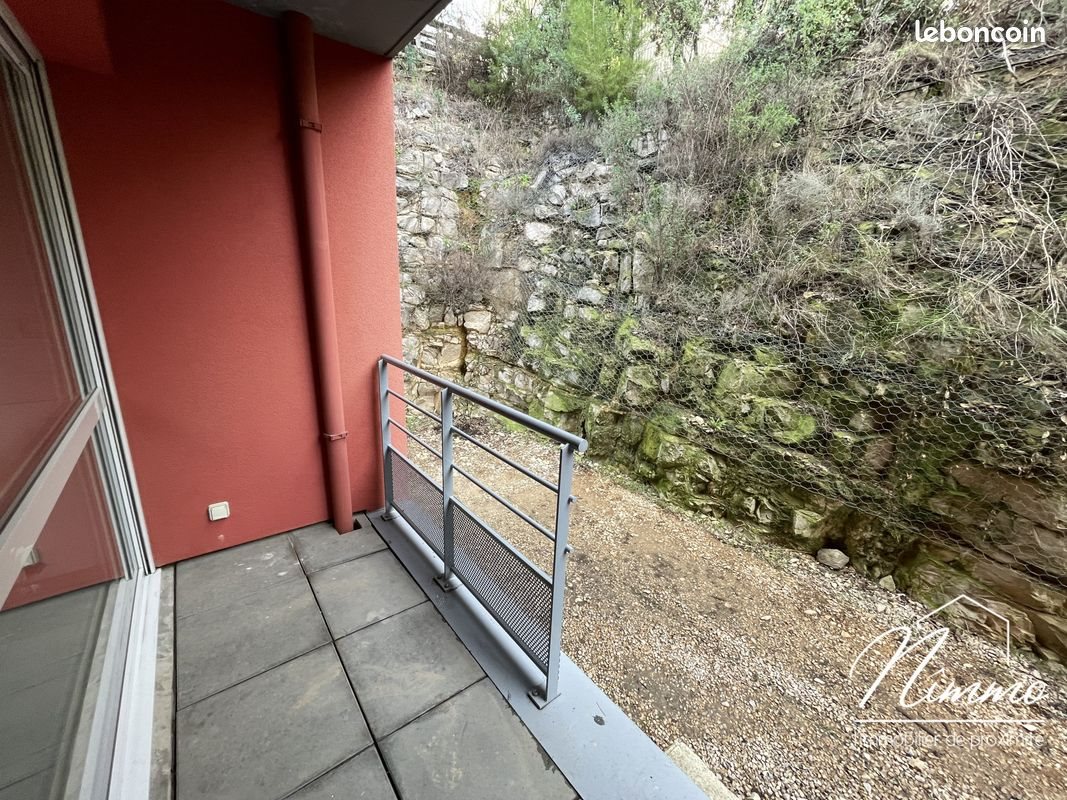 Appartement à louer, 50m², Nîmes