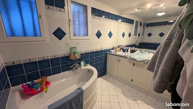 Maison à louer, 122m², Brignoles