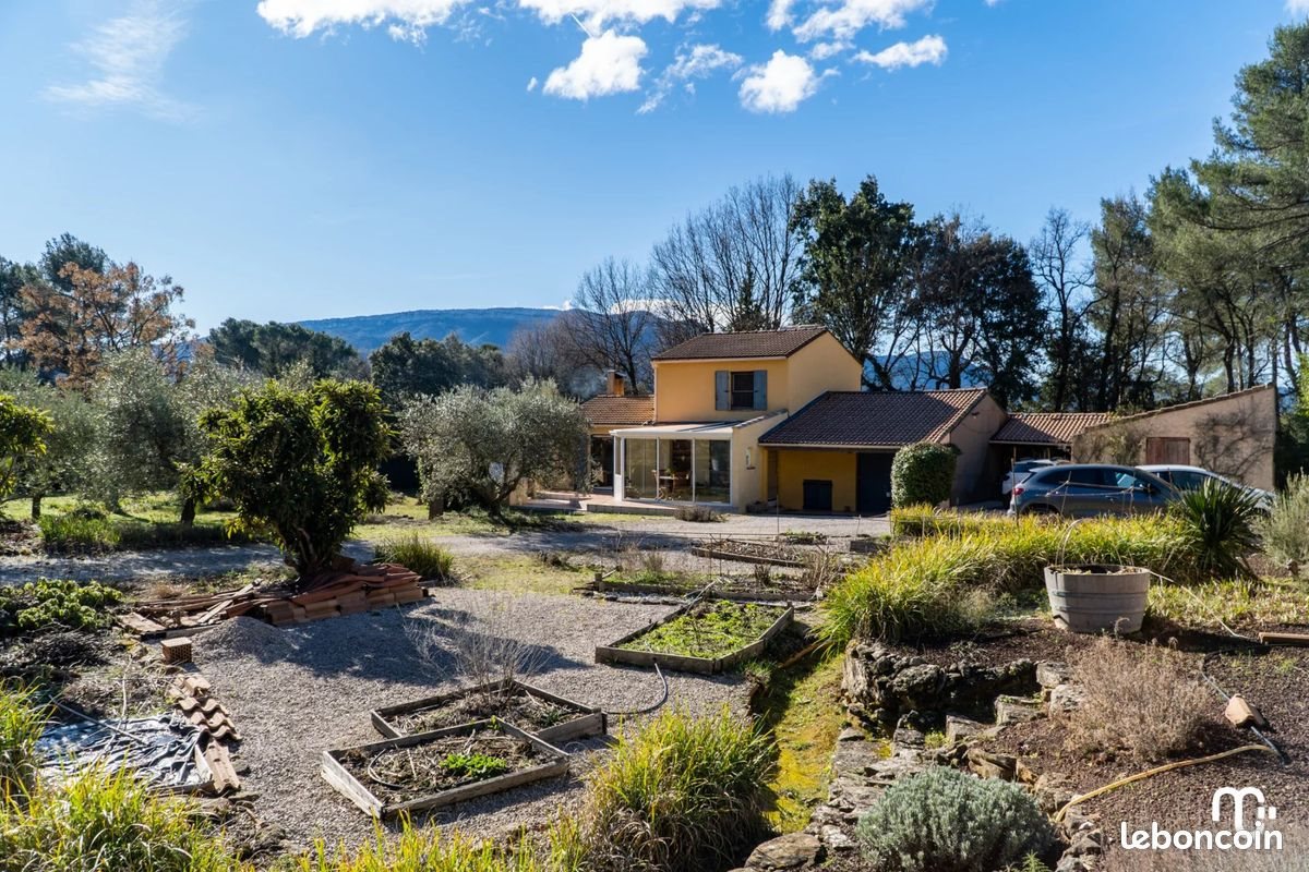 Maison à vendre, 110m², Pourrières