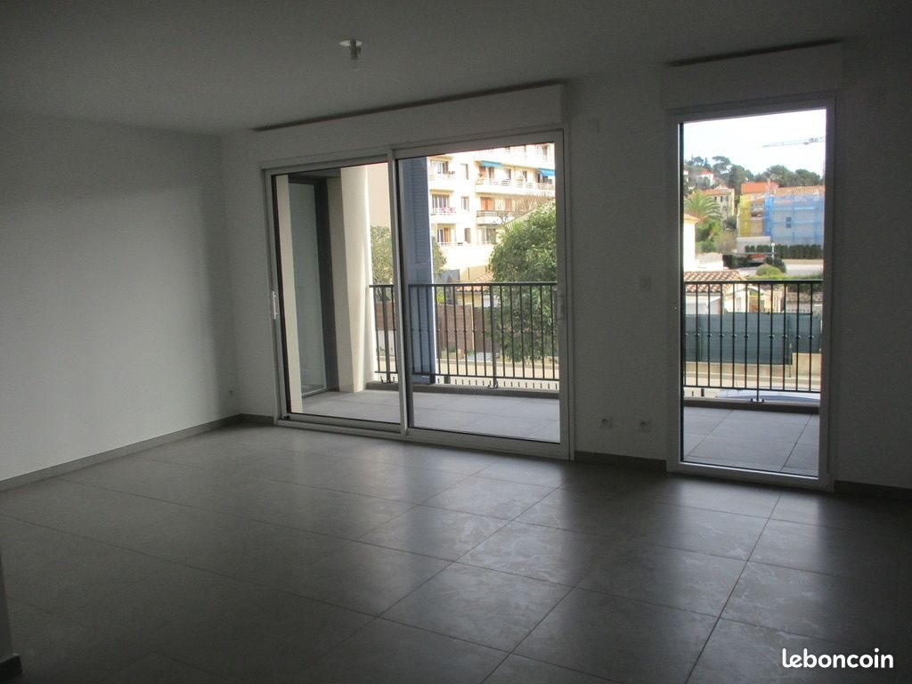Appartement à louer, 43m², Hyères
