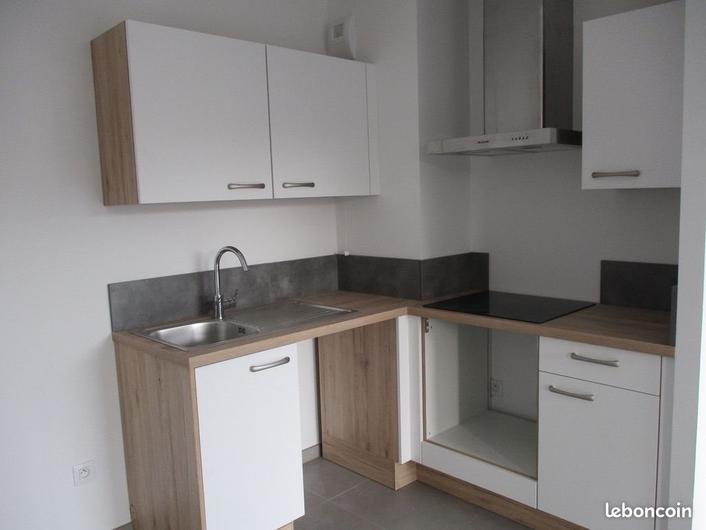 Appartement à louer, 43m², Hyères