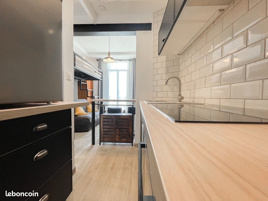 Appartement à louer, 22m², Toulon