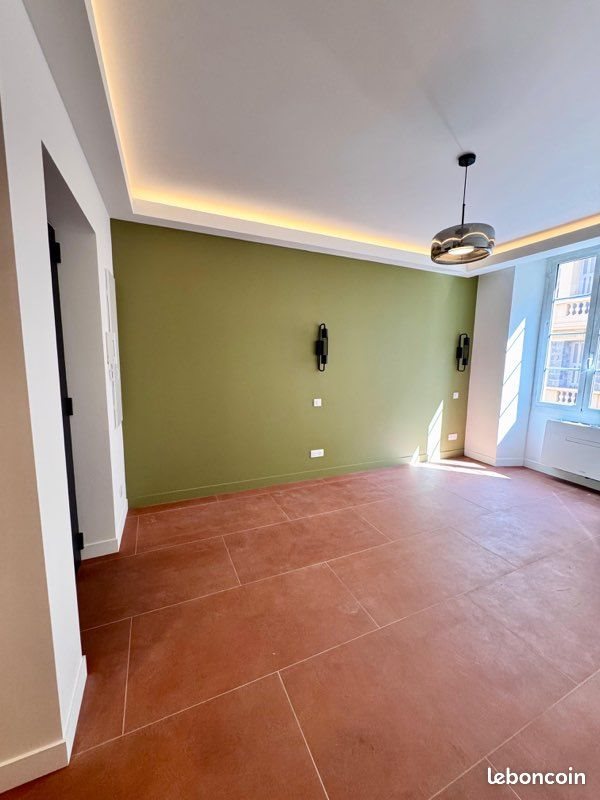 Appartement à louer, 24m², Nice