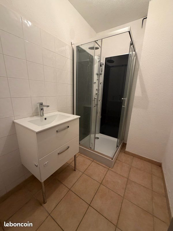 Appartement à louer, 53m², Malaucène