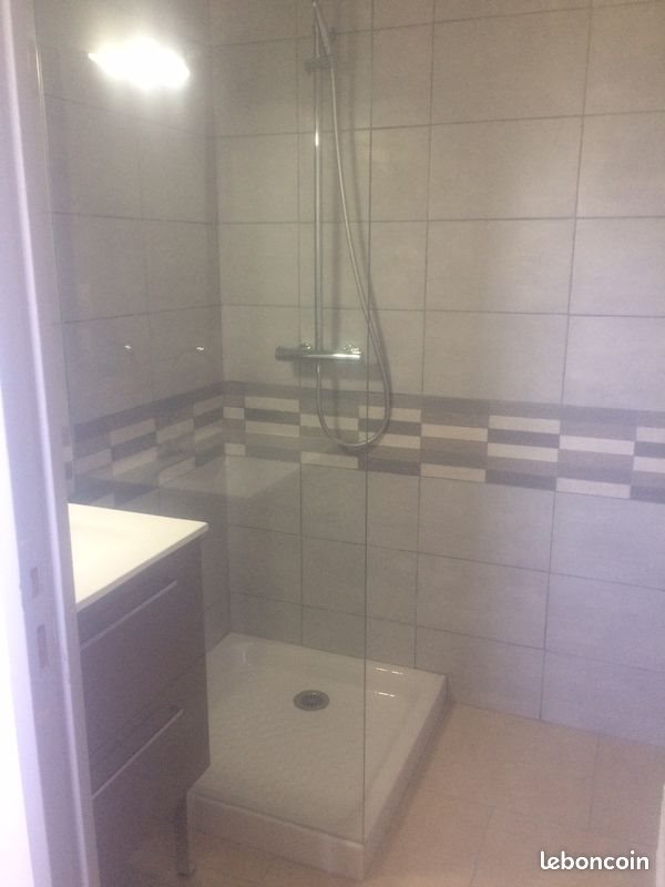 Appartement à louer, 24m², Nîmes