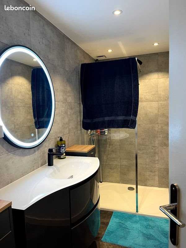 Appartement à louer, 80m², Autun