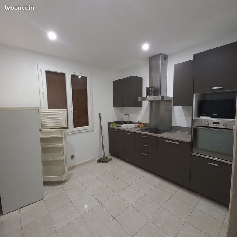 Appartement à louer, 40m², Marseille 9ème