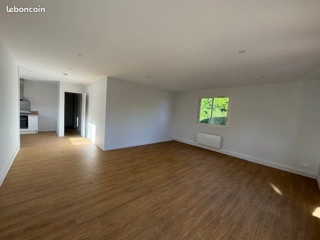 Maison à louer, 91m², Reux