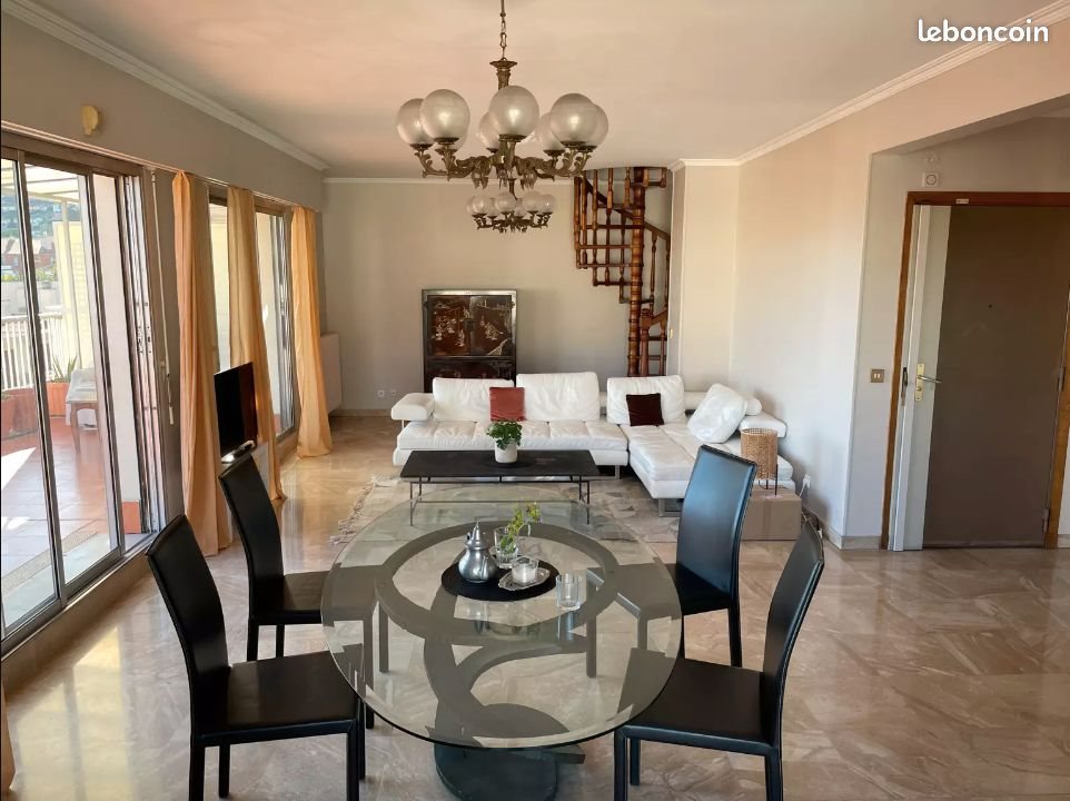 Appartement à louer, 103m², Nice