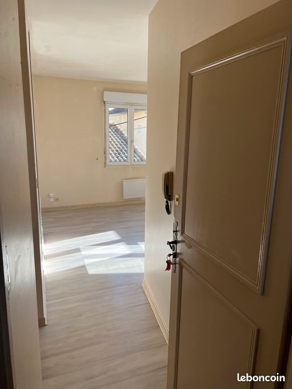 Appartement à louer, 48m², Courthézon