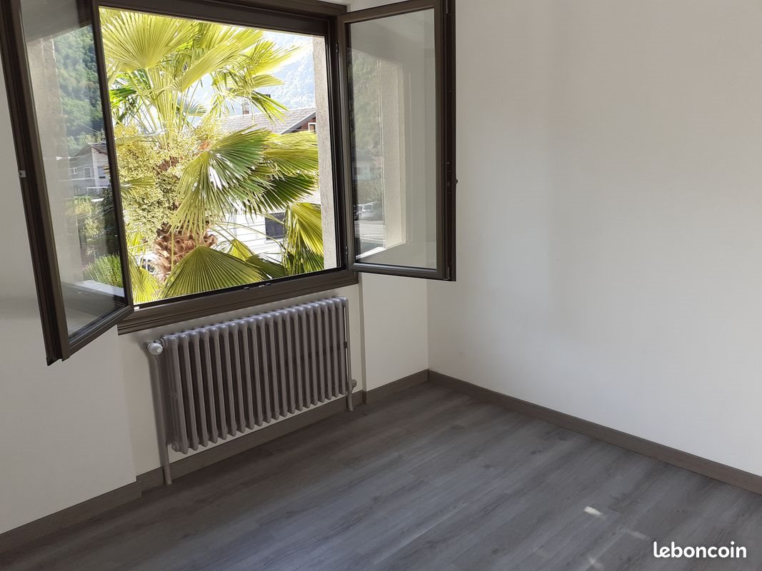 Appartement à louer, 80m², Albertville