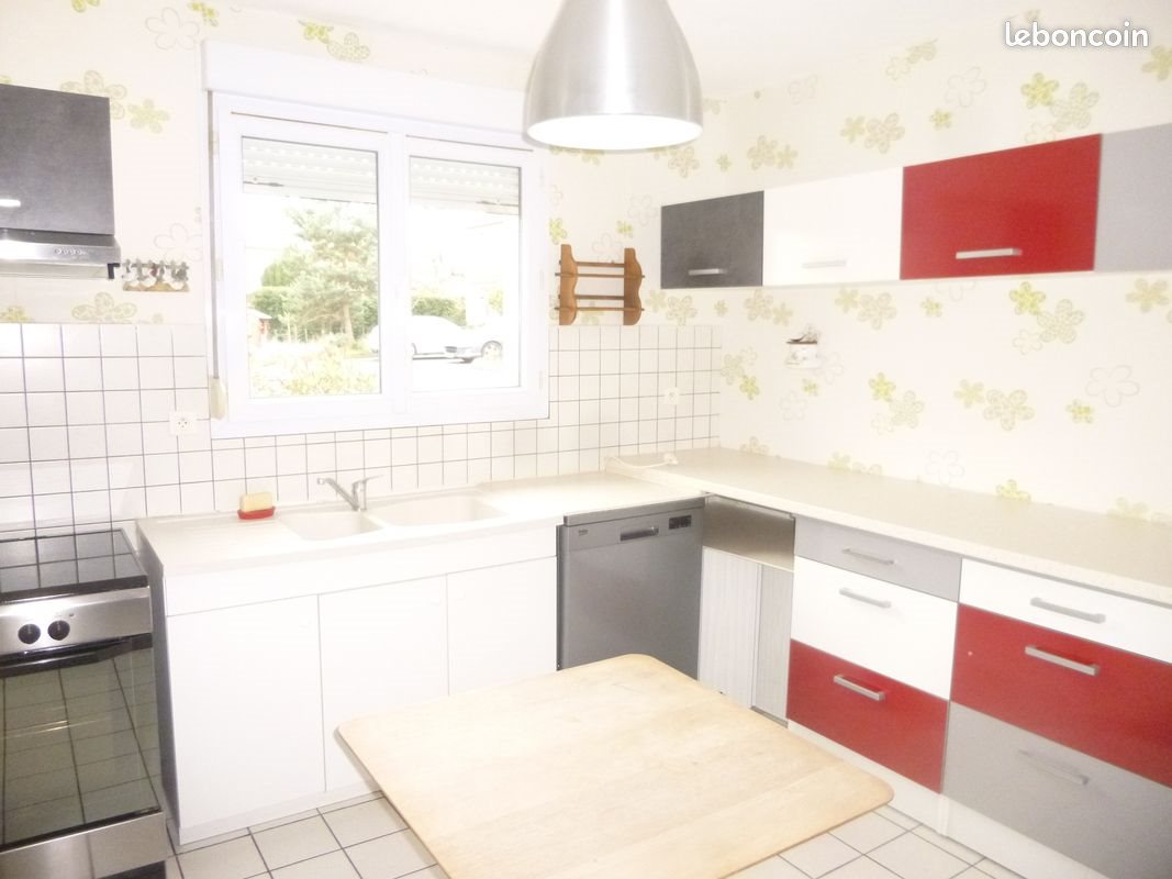 Maison à louer, 106m², Issoire