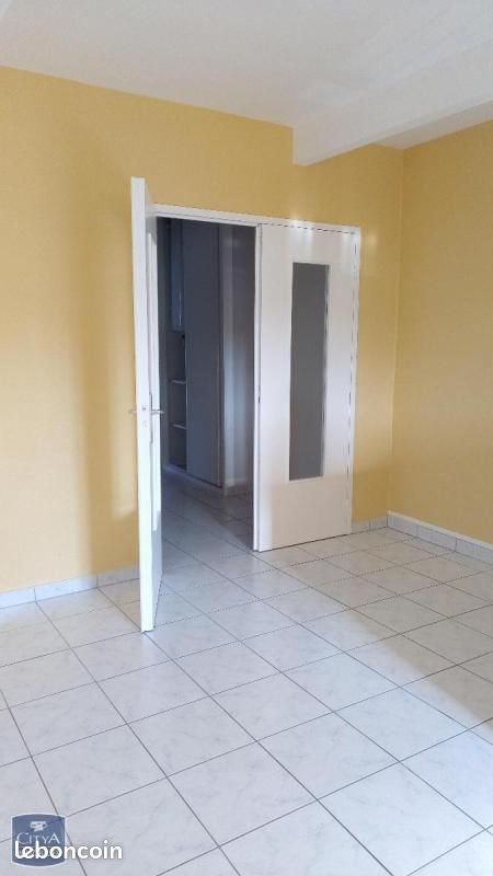 Appartement à vendre, 55m², Saintes