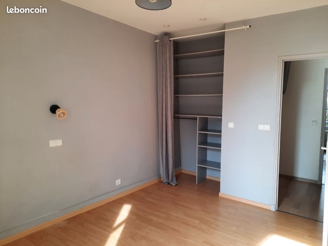 Appartement à louer, 75m², Langeac