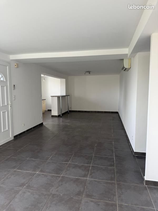 Appartement à louer, 88m², Borgo