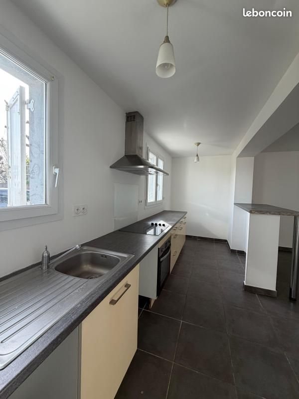 Appartement à louer, 88m², Borgo