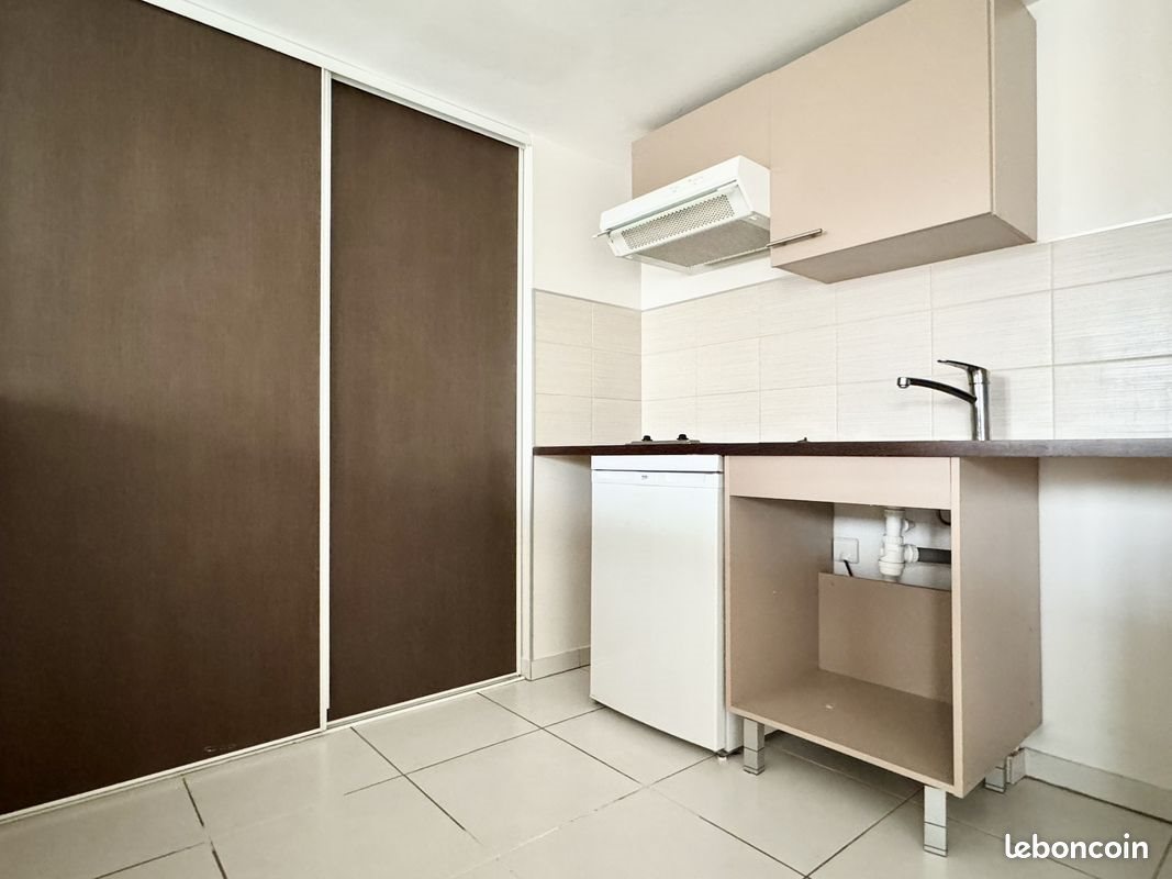 Appartement à louer, 59m², Nîmes