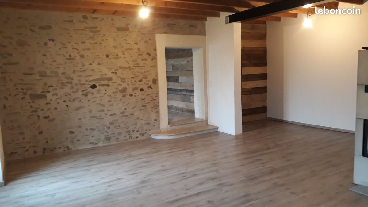 Maison à louer, 120m², Montrelais