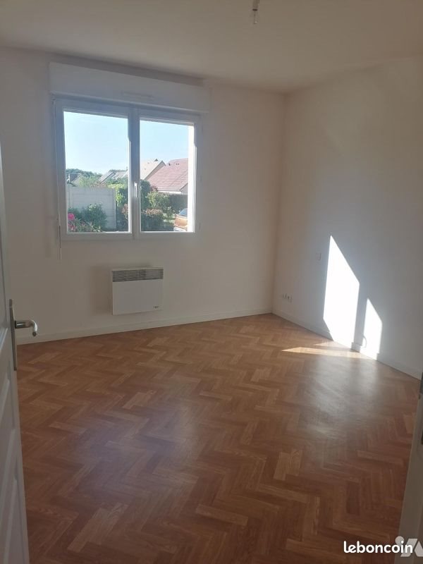 Appartement à louer, 84m², Moncé-en-Belin