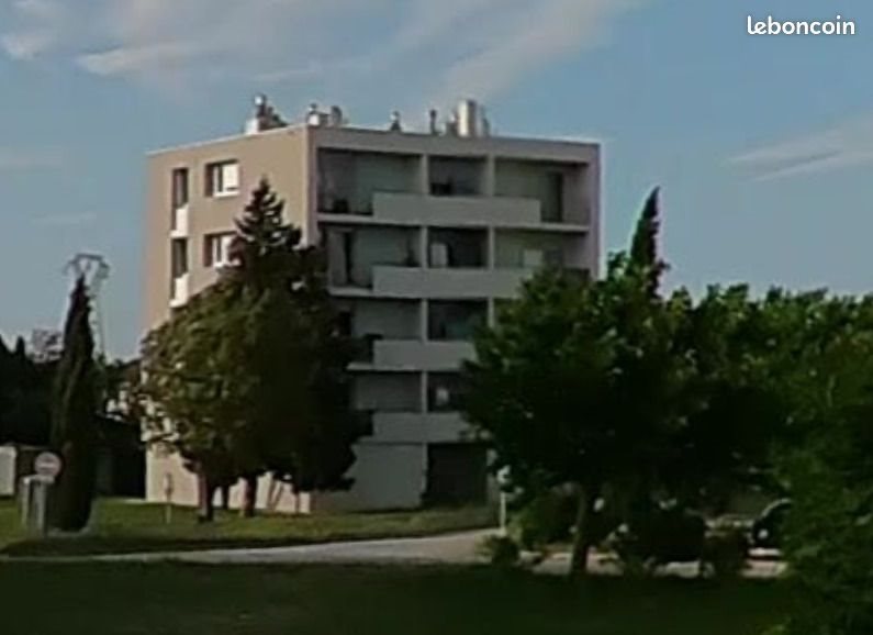 Appartement à louer, 55m², Laudun-l'Ardoise