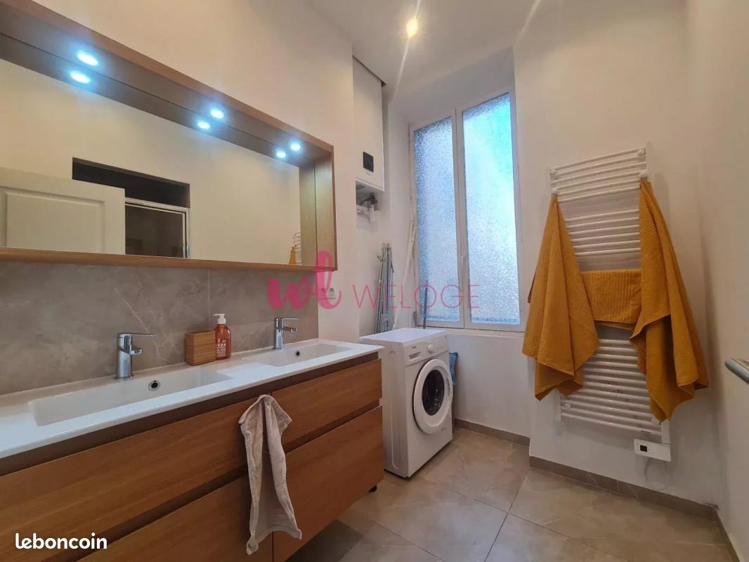 Appartement à louer, 47m², Marseille 2ème