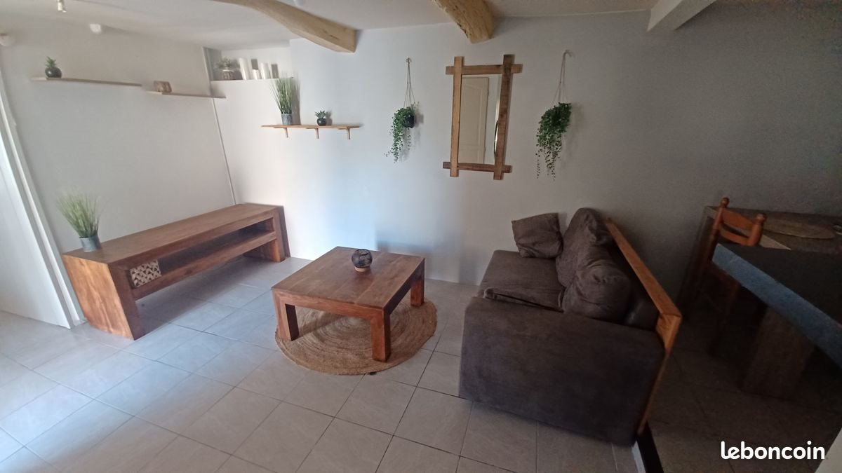 Appartement à louer, 32m², Solliès-Ville