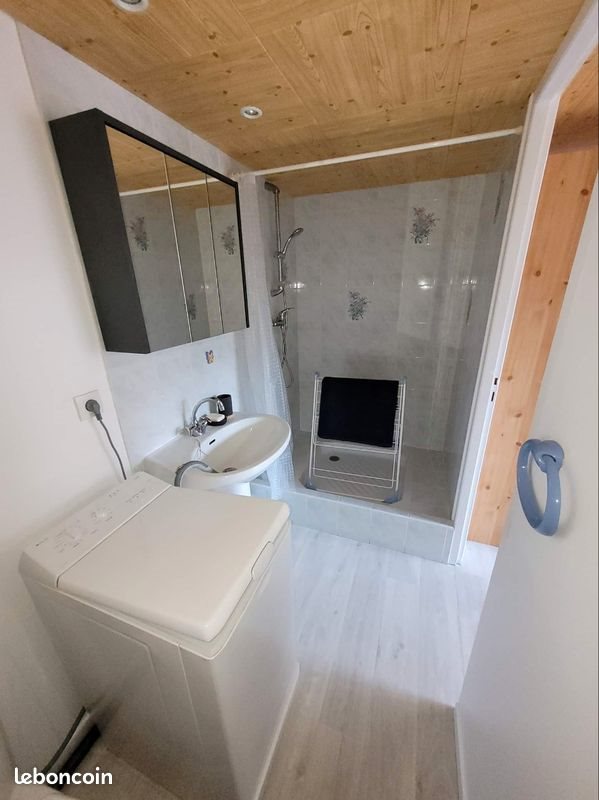 Appartement à louer, 27m², Montaud