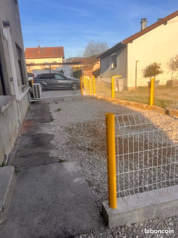 Appartement à louer, 40m², Vaire-Arcier