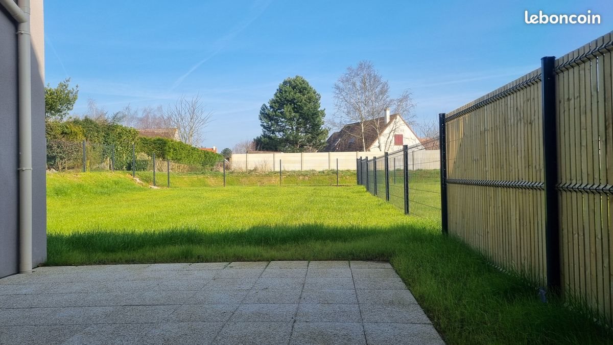 Maison à louer, 104m², Lèves