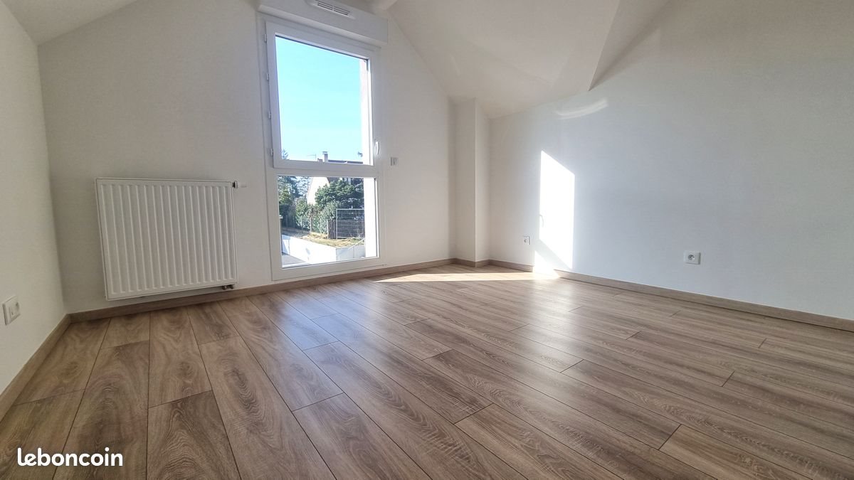 Maison à louer, 104m², Lèves