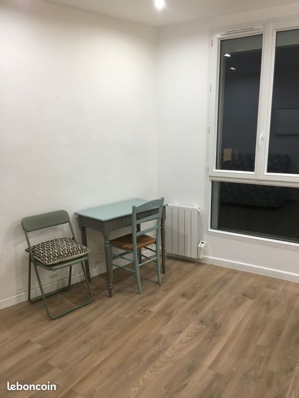 Appartement à louer, 16m², Paris 20ème