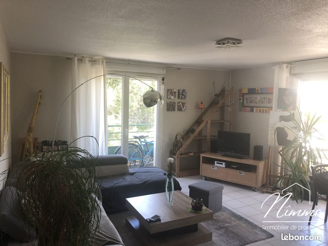 Appartement à louer, 65m², Nîmes