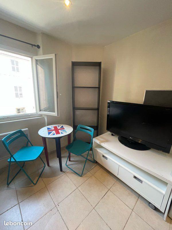 Appartement à louer, 23m², Marseille 11ème