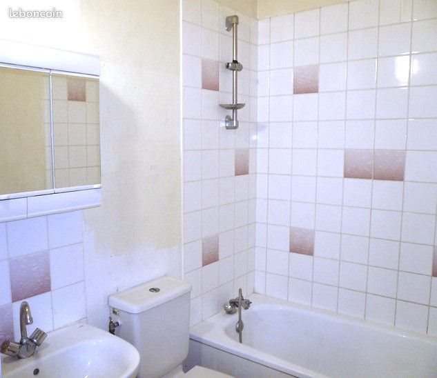 Appartement à louer, 31m², Quiévrechain