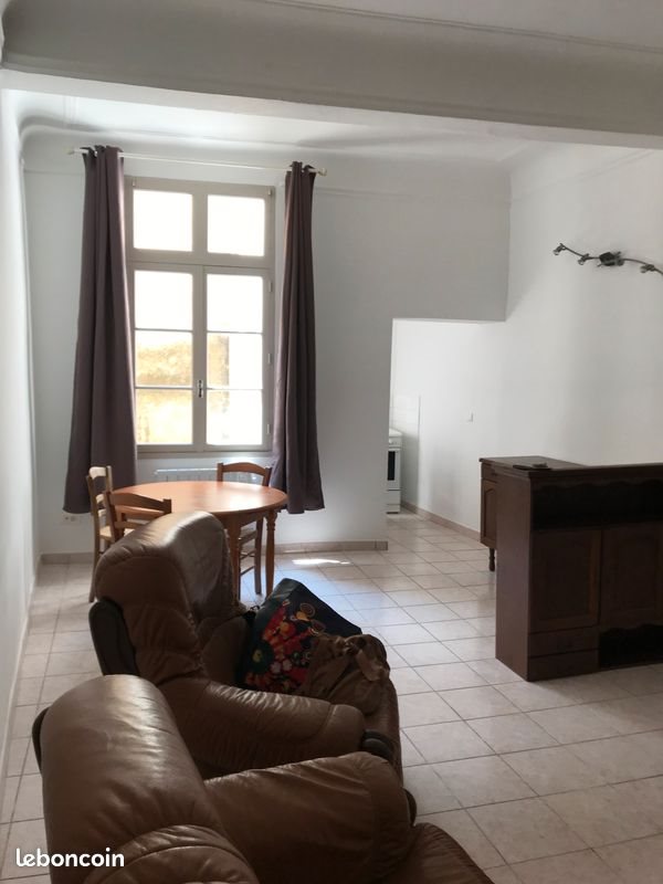 Appartement à louer, 60m², Apt