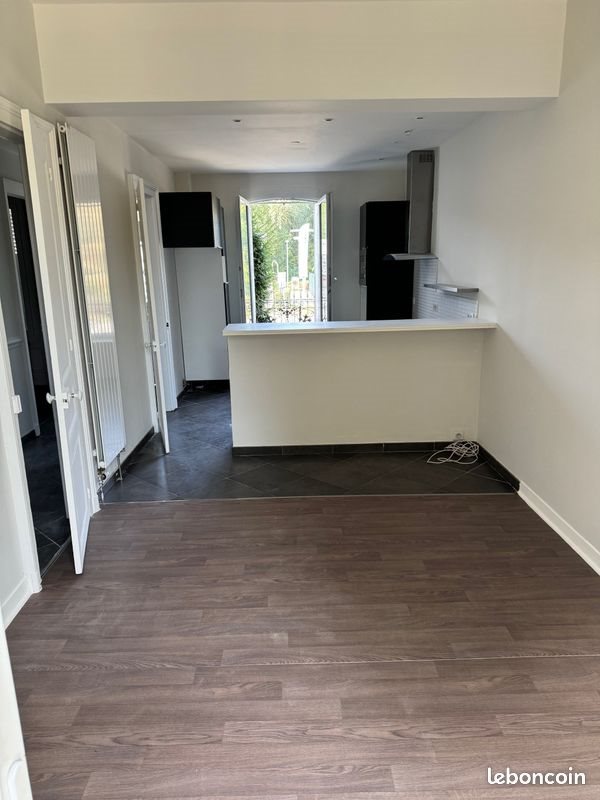 Maison à louer, 115m², Belleu