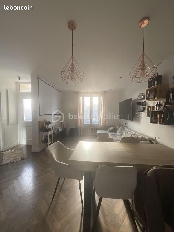 Maison à vendre, 78m², Les Essarts-le-Roi