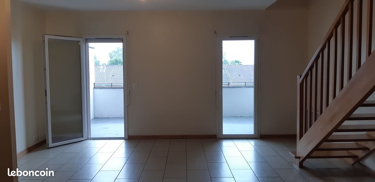 Appartement à louer, 94m², Jurançon