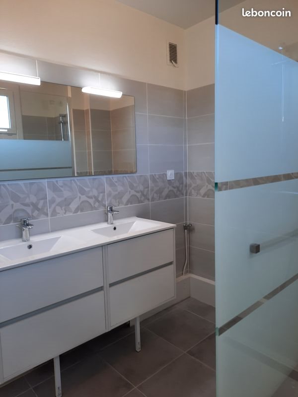 Appartement à louer, 71m², Arpajon-sur-Cère