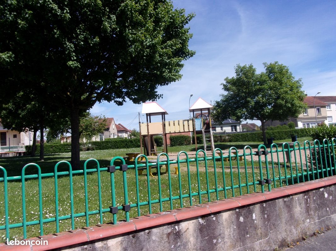 Appartement à louer, 72m², Varennes-Vauzelles