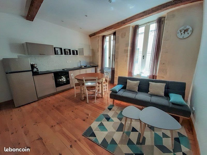 Appartement à louer, 47m², Pont-Saint-Esprit