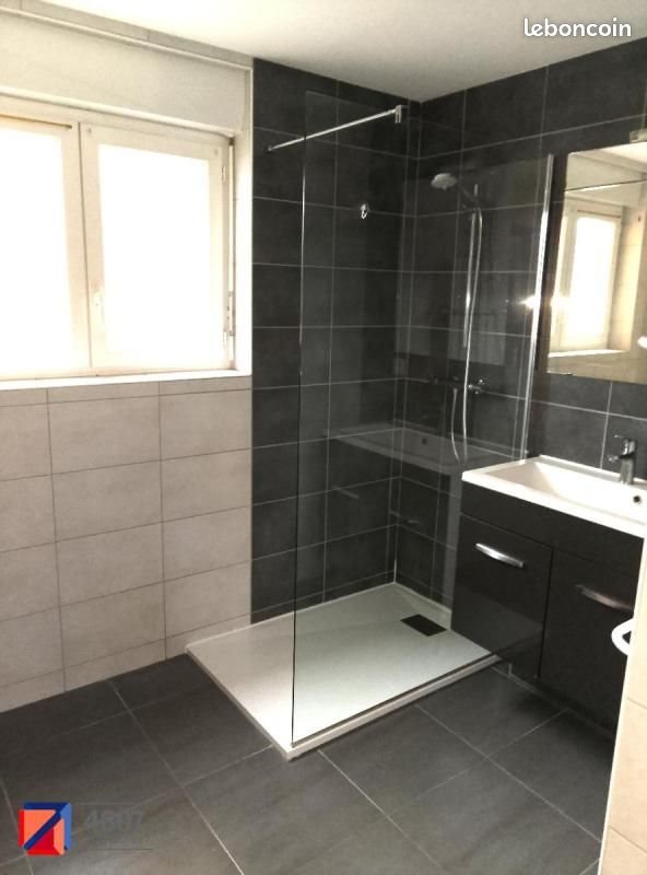 Appartement à louer, 70m², Marignier