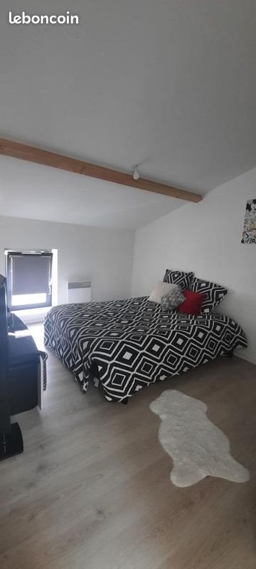 Appartement à louer, 82m², Taluyers