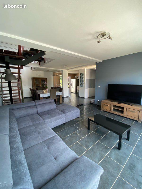 Maison à louer, 170m², Yquelon