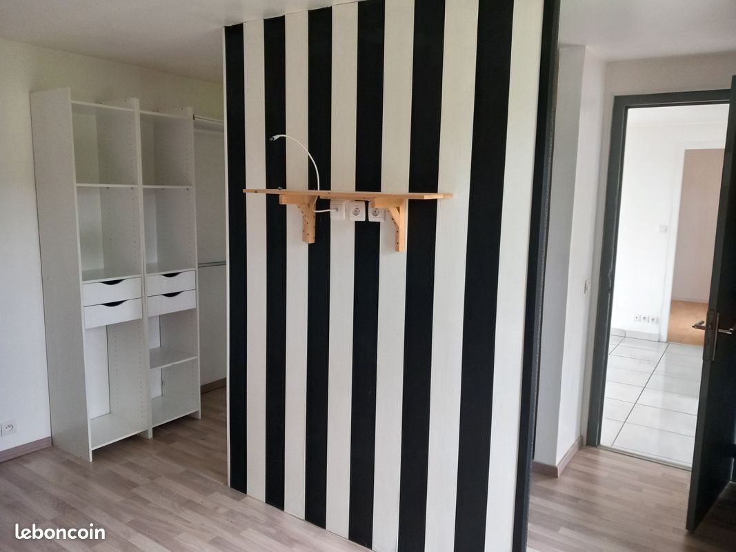 Maison à louer, 65m², Motreff