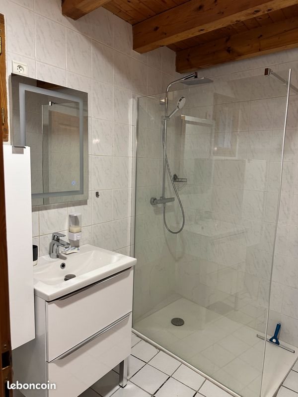 Maison à louer, 69m², Barraux