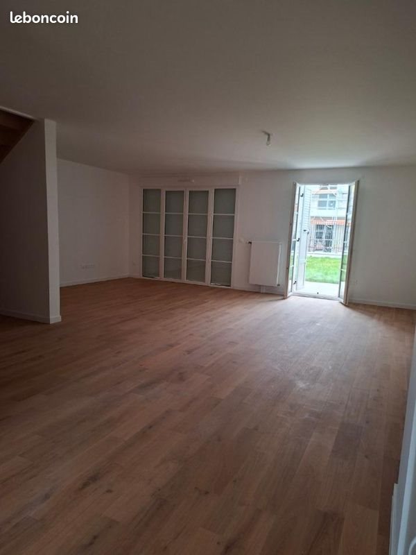 Maison à louer, 117m², Serris