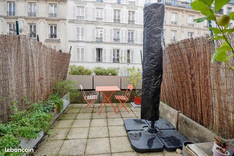 Appartement à louer, 17m², Paris 18ème