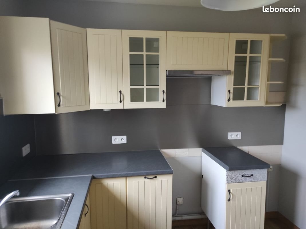 Maison à louer, 77m², Preignac