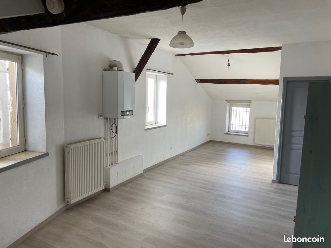 Appartement à louer, 56m², Pont-de-Vaux